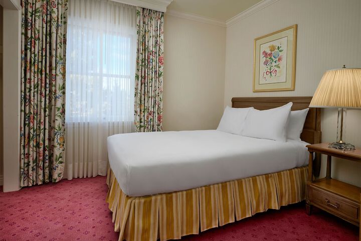 Room 17 of 51