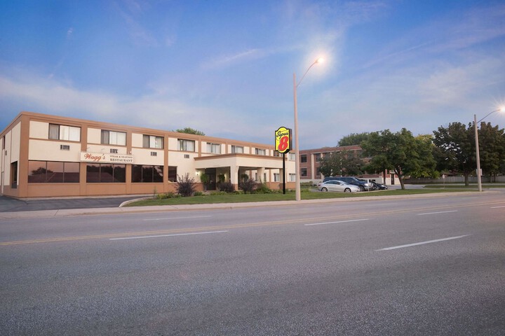 Hotel 1 of 40