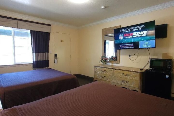 Room 44 of 71