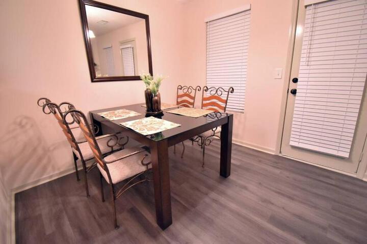 Cozy Renovated Winder Townhouse Traveller Awards 2025 Winner