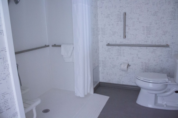 Room 28 of 89