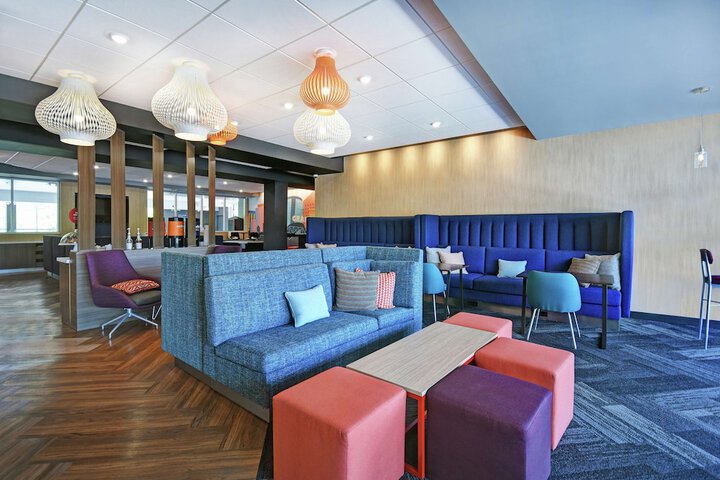 Hotel Interior 10 of 35