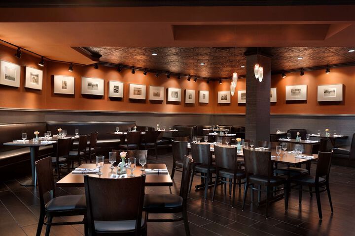Dining 60 of 70