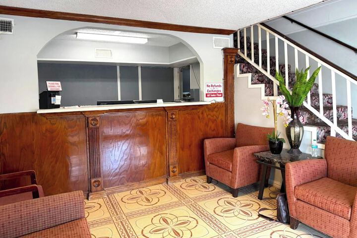 Regency Inn Three Rivers I-37