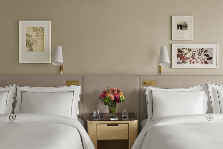 Room 71 of 85