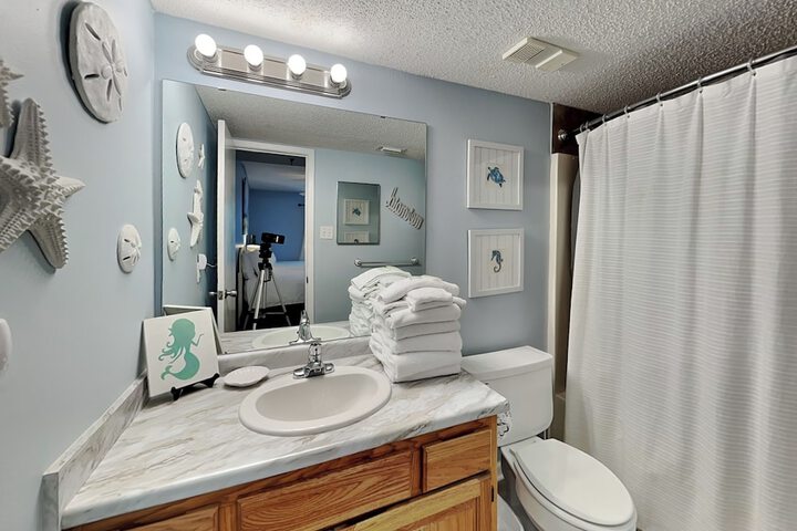 Room 15 of 26