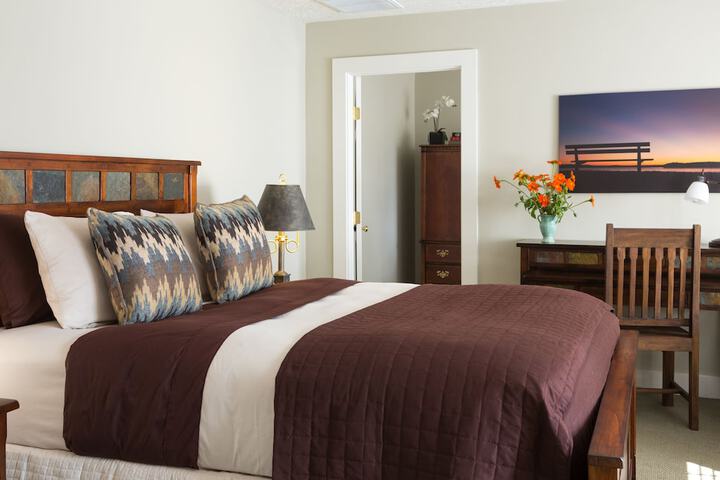 The Settlers Inn