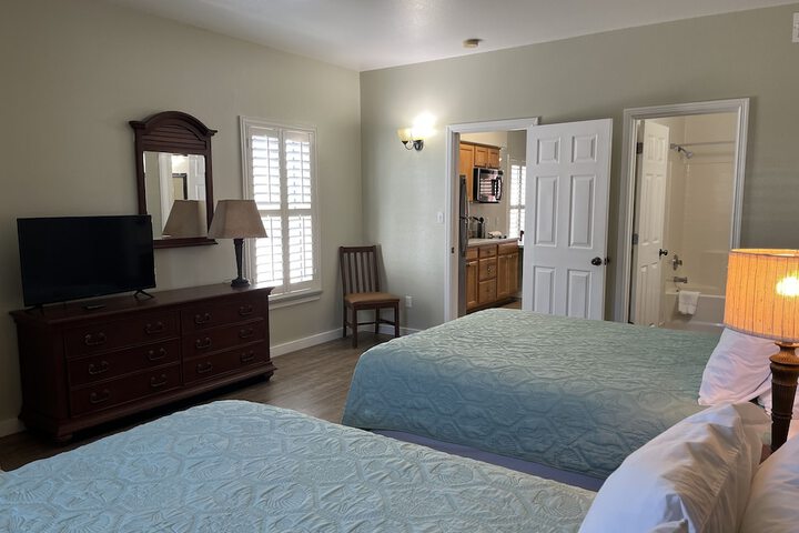 Room 57 of 118