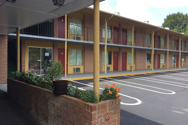 Royal Inn Motel