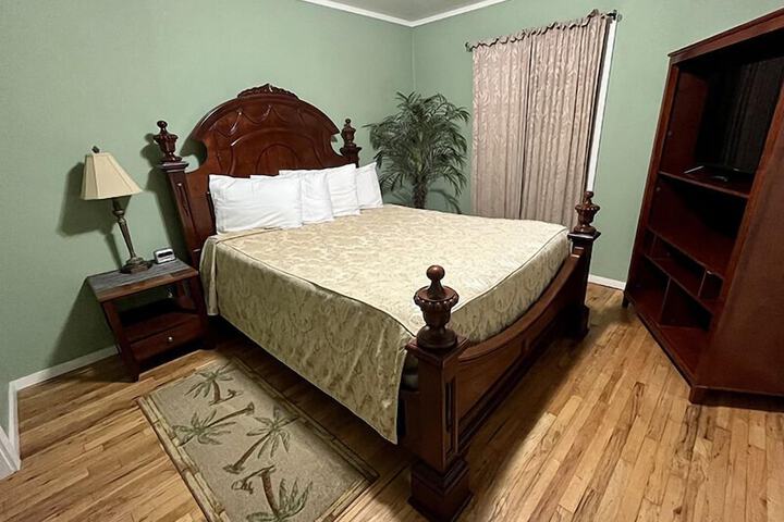 Room 14 of 49