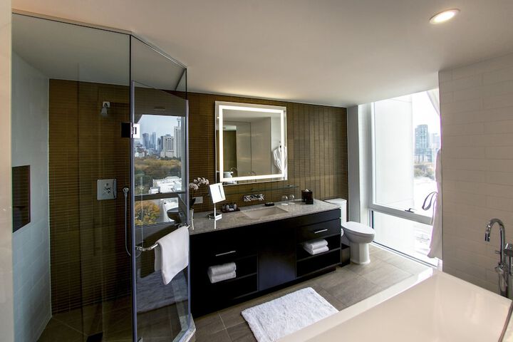 Room 26 of 116