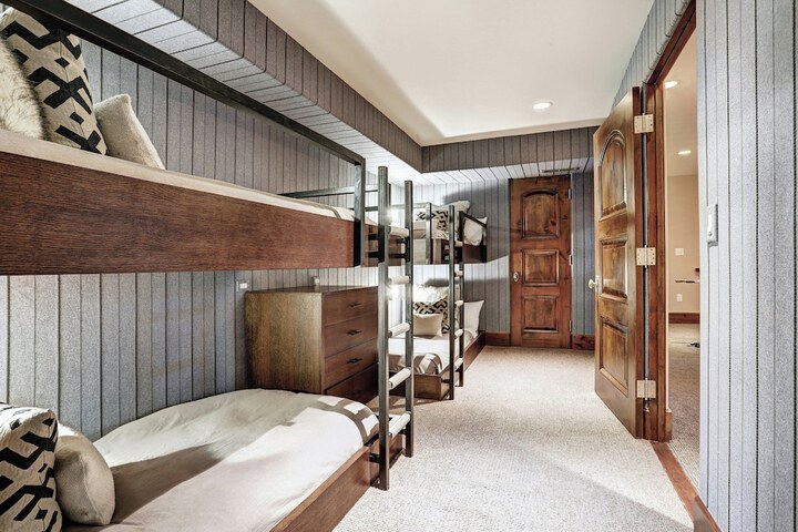 The Lodge at Vail a RockResort by Vail Resorts
