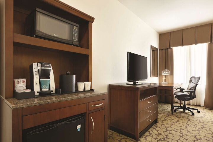 Hilton Garden Inn Rochester Downtown NY