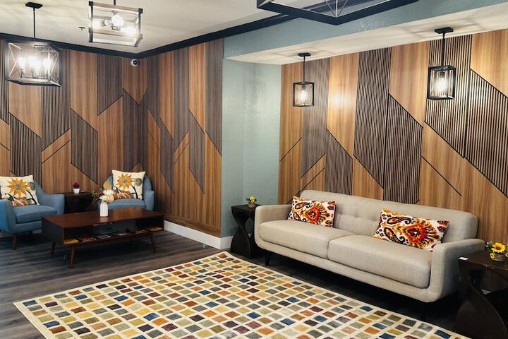 Blaine Town Inn & Suites