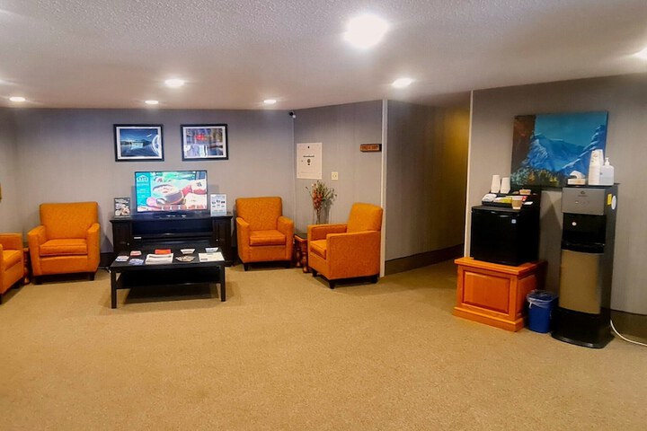 Hotel Interior 18 of 67