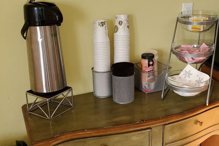 Breakfast/Coffee Service 35 of 37