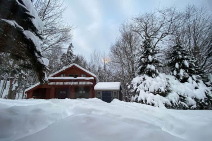 Snowed Inn