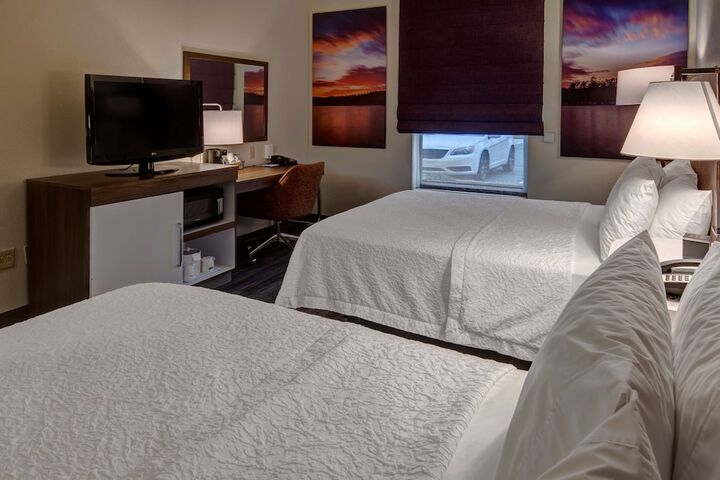 Room 12 of 20