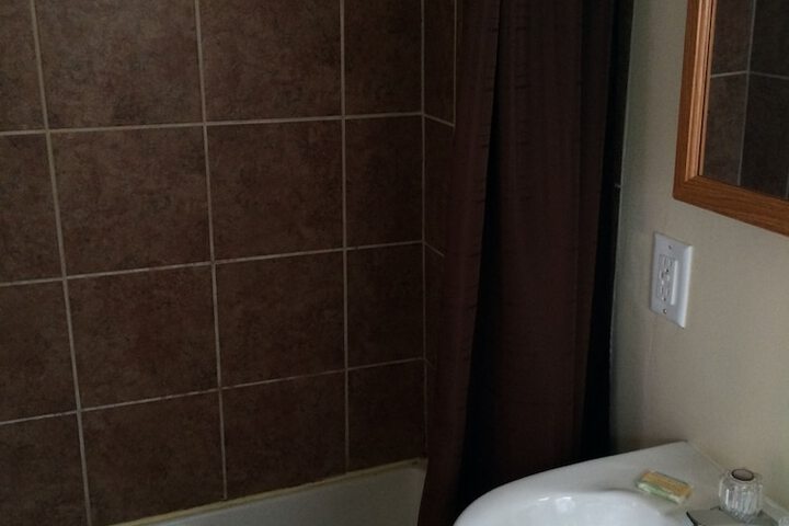 Room 21 of 36
