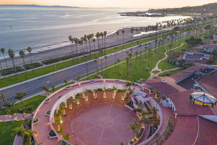 Hilton Santa Barbara Beachfront Resort