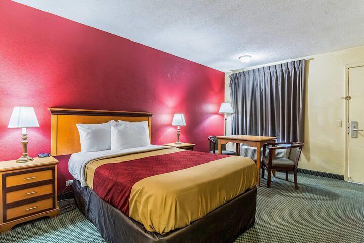 Econo Lodge Whiteville