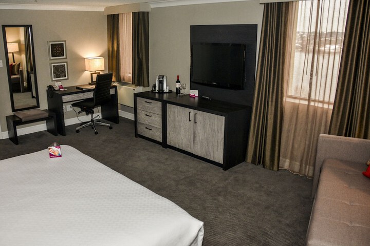 Crowne Plaza Fredericton-Lord Beaverbrook by IHG