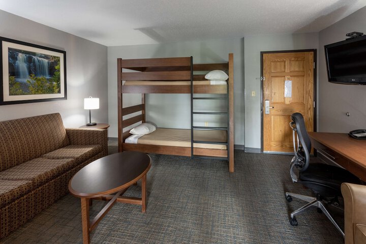 Room 15 of 29