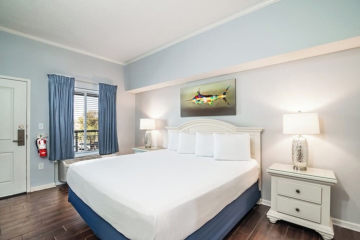 Litchfield Beach & Golf Resort
