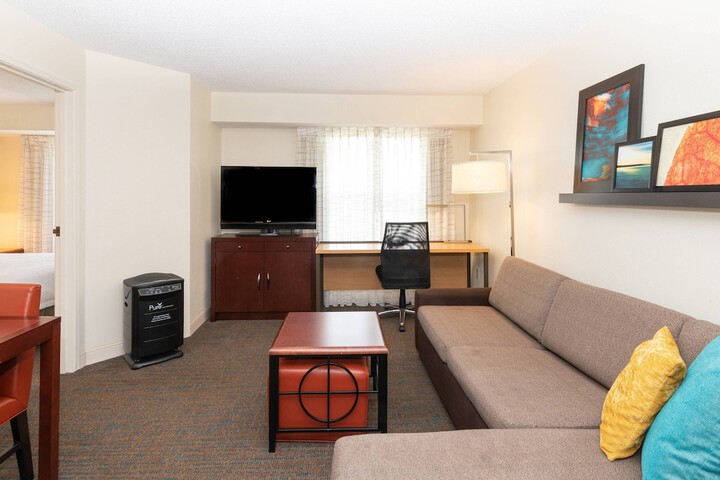 Room 20 of 34