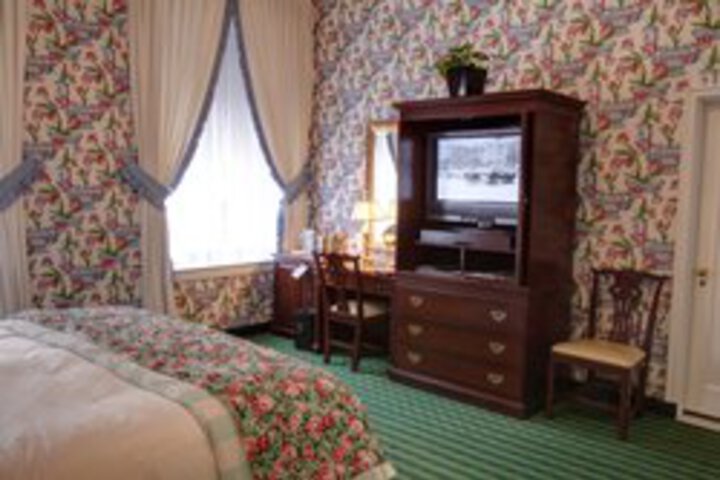 Room 130 of 200