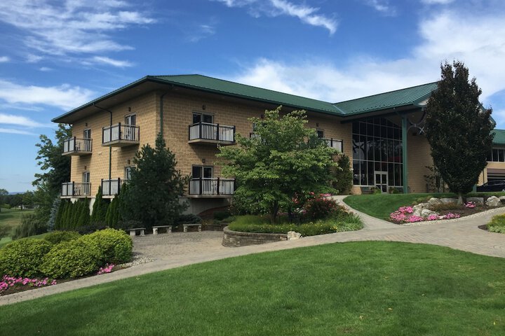The Lodge at Woodstone Country Club