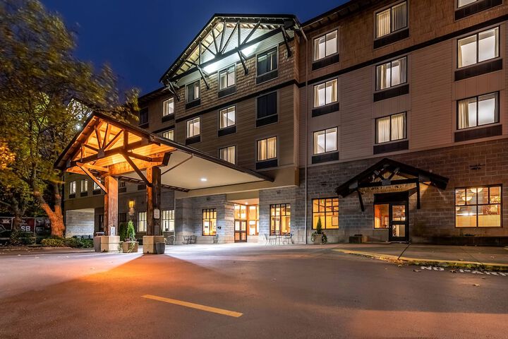 Hotel 3 of 54