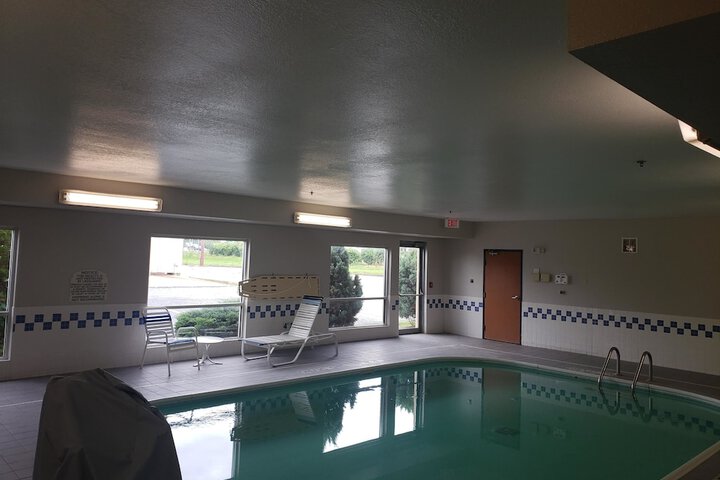 Pool 5 of 63