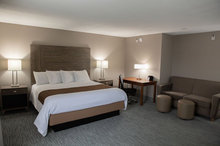 Room 12 of 18