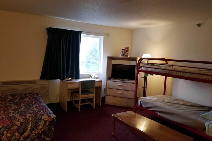 Room 126 of 232