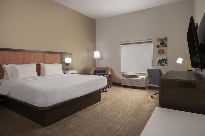 Hampton Inn & Suites Mansfield