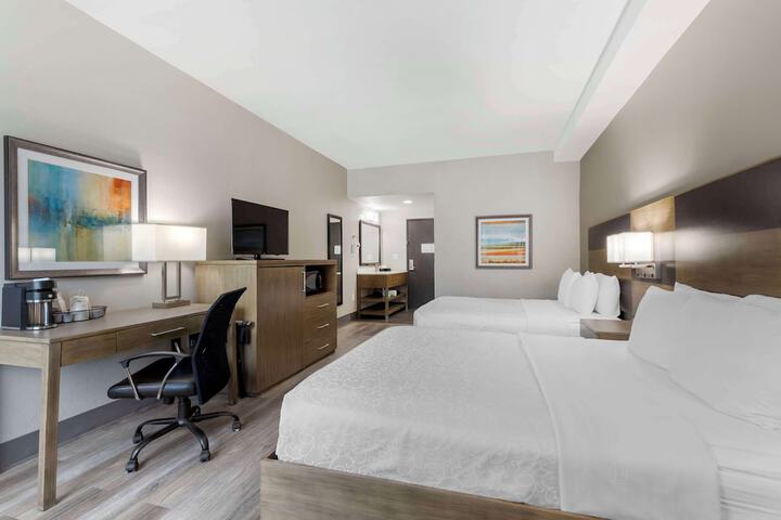 Room 20 of 36