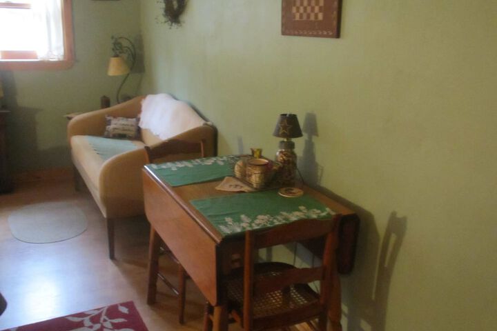 Room 15 of 27