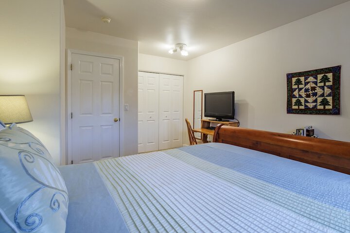 Denali Primrose B & B