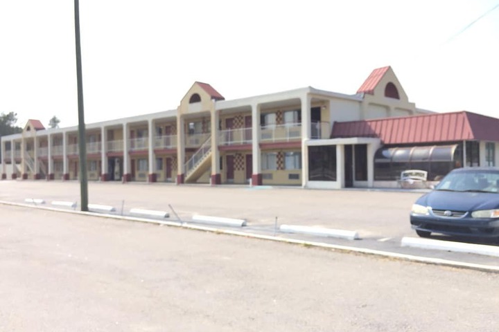 Economy Inn