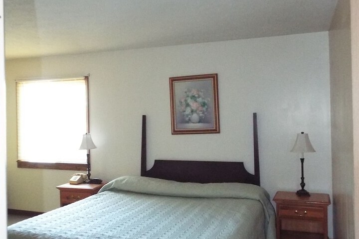 Room 30 of 47