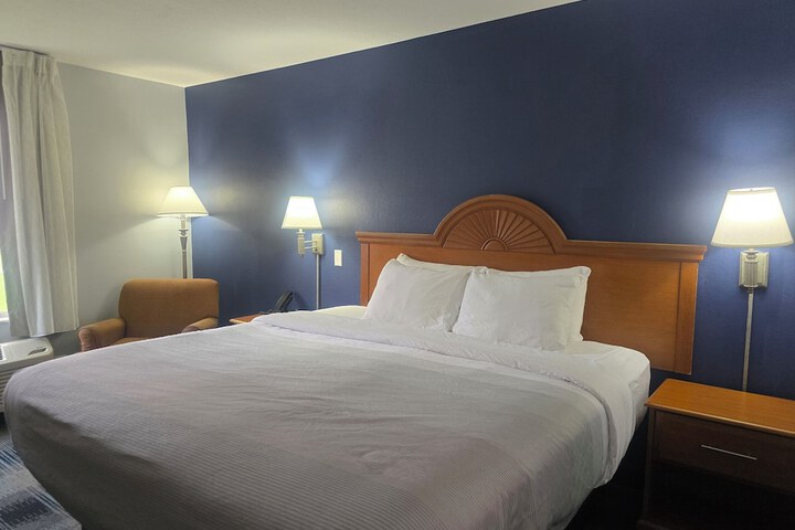 Quality Inn Dublin I-81