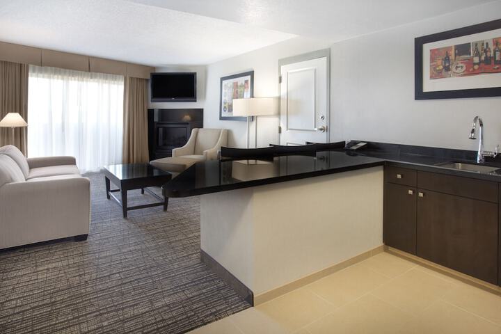 Room 34 of 61