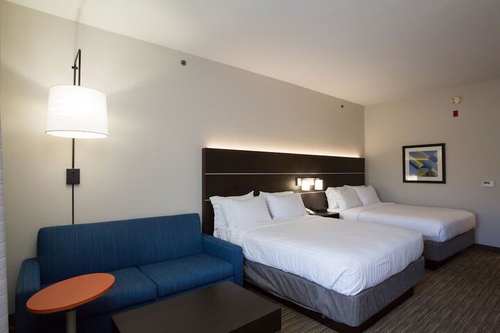 Room 45 of 75