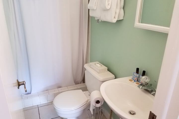 Room 44 of 82