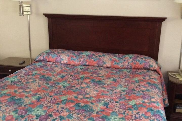 Room 12 of 15