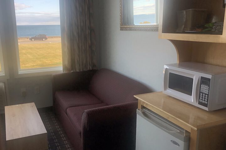 Room 52 of 93