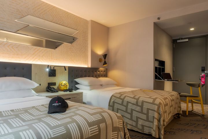 Room 10 of 94