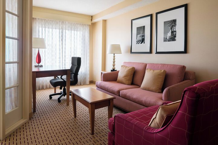 Room 11 of 40