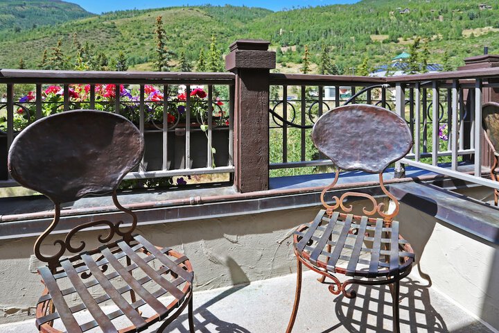 Terrace/Patio 95 of 98